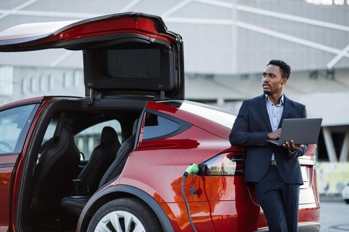 Enclosed exotic car transport: Explore How Secure Vehicle Shipping Works