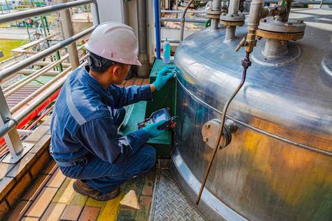 Contract manufacturing companies comparison: Explore Key Industry Differences
